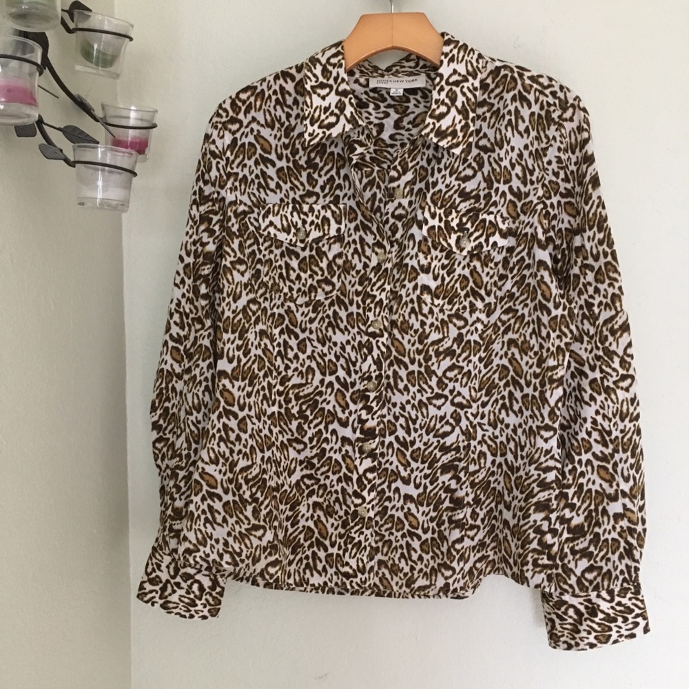 Jones New York Sport button down shirt 100% cotton